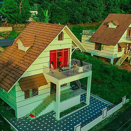 Nest Resorts Athirappilly Exterior photo