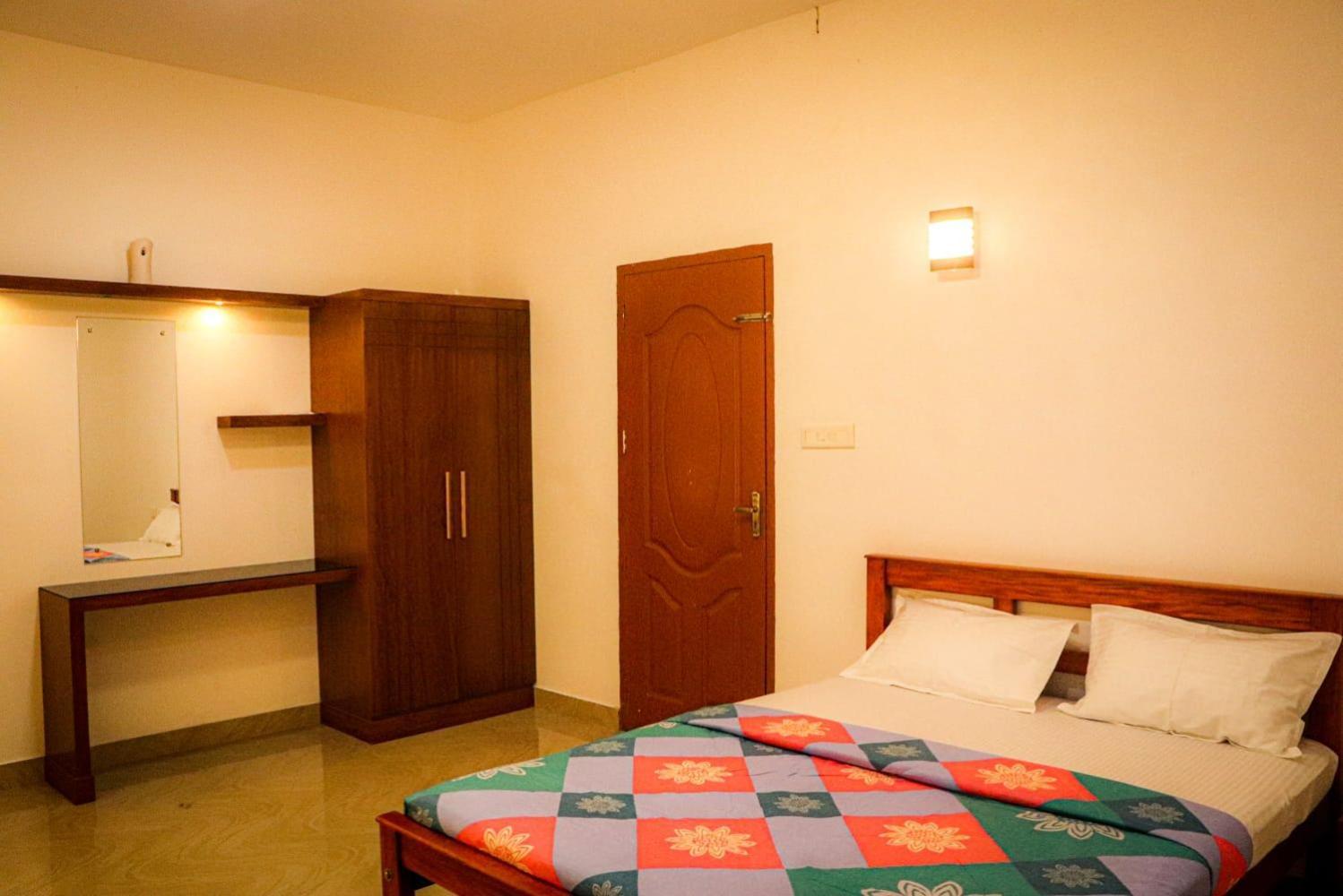 Nest Resorts Athirappilly Exterior photo