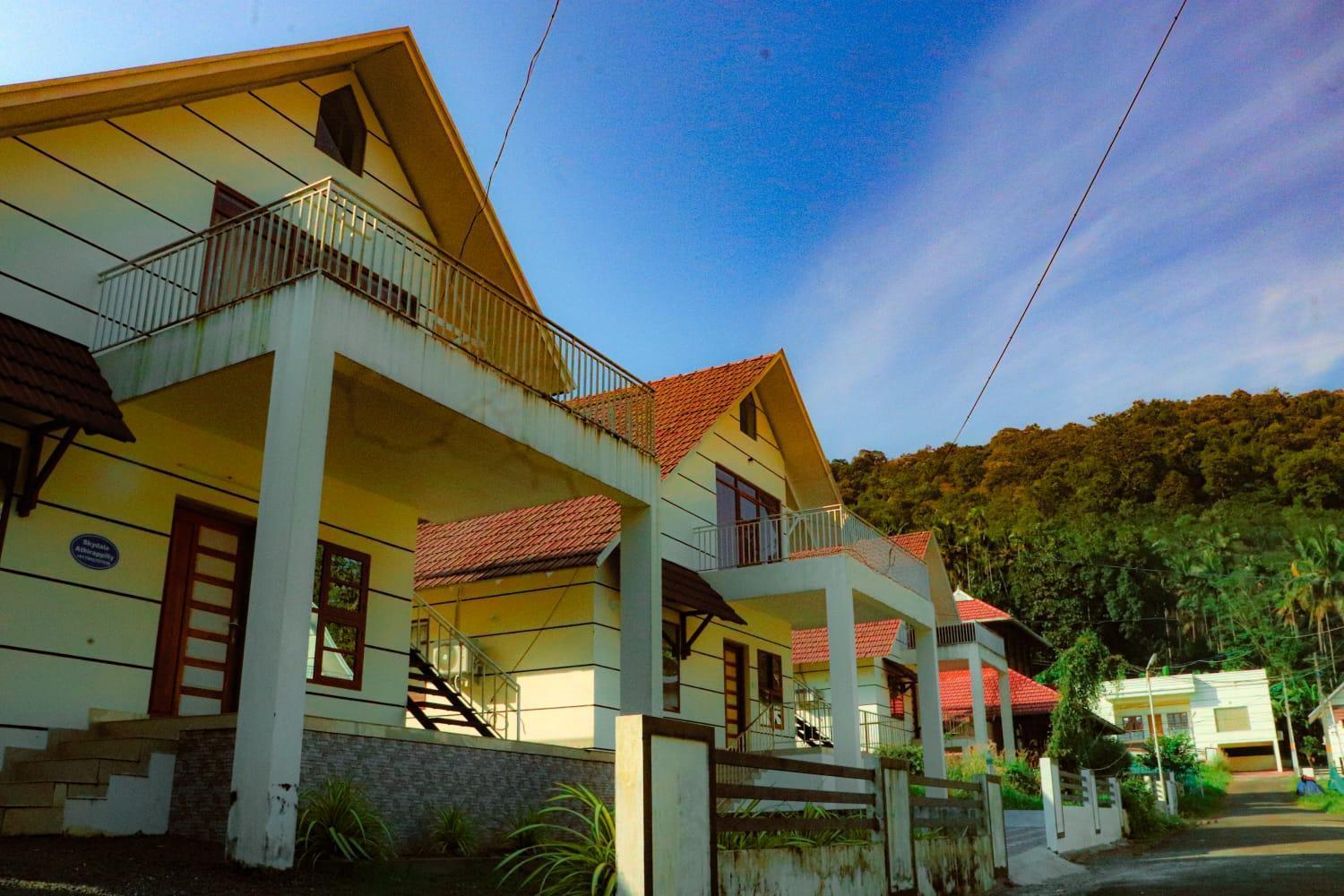 Nest Resorts Athirappilly Exterior photo
