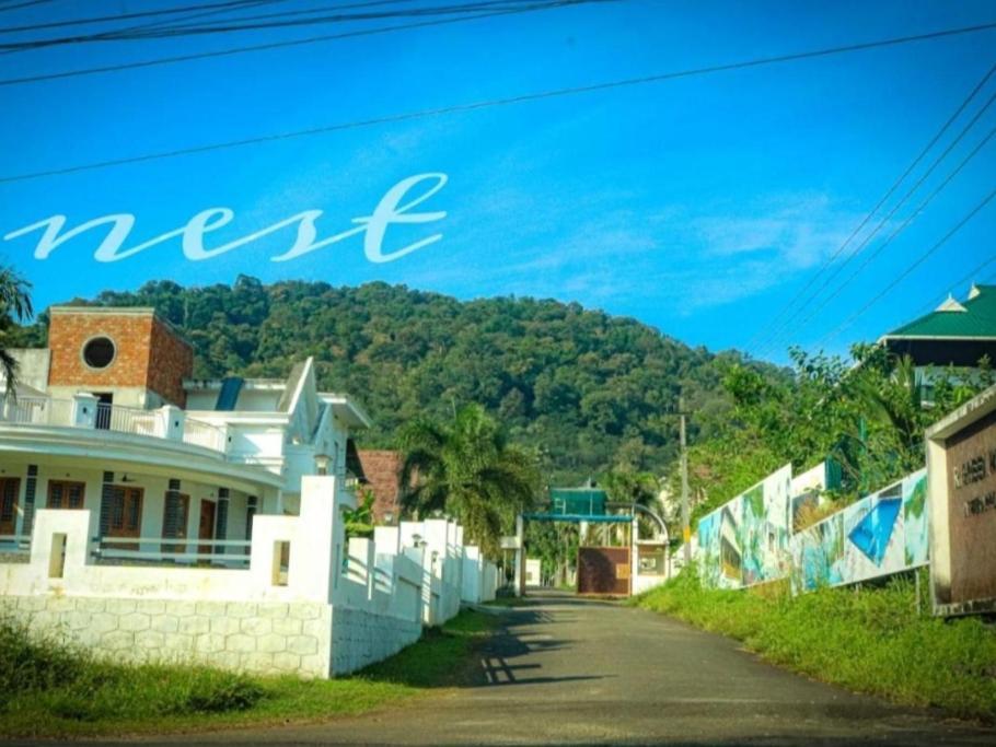 Nest Resorts Athirappilly Exterior photo